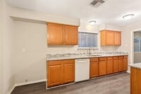 2411 Cypressvine Dr photo'
