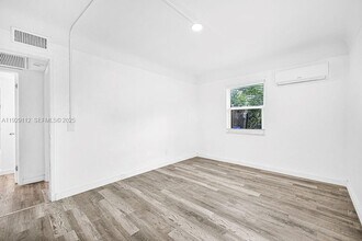 4109 SW 23rd St in Fort Lauderdale, FL - Building Photo - Building Photo