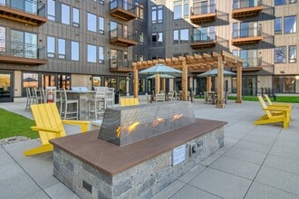 Starkweather Place in Madison, WI - Foto de edificio - Building Photo