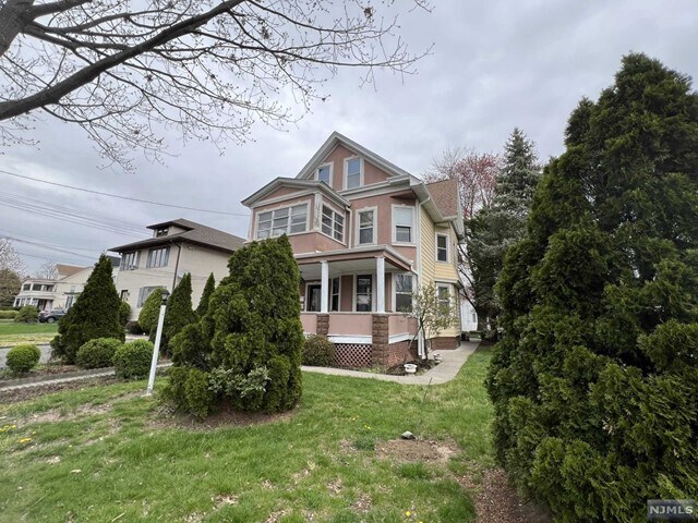 209 Lafayette Ave in Hawthorne, NJ - Building Photo