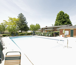 White Lake in White Lake, MI - Foto de edificio - Building Photo