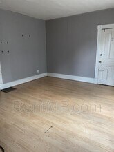 1015 S Lansing St in Mt. Pleasant, MI - Building Photo - Building Photo