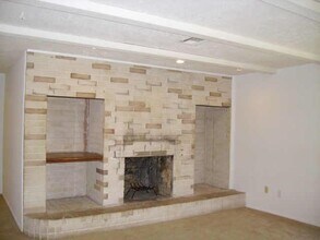 810 Terryhollow St in Channelview, TX - Building Photo - Building Photo