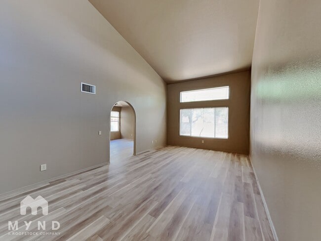 2934 W Laquila Aerie in Tucson, AZ - Building Photo - Building Photo