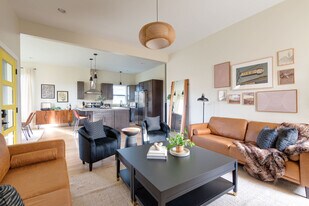 906 Meharry Blvd in Nashville, TN - Building Photo