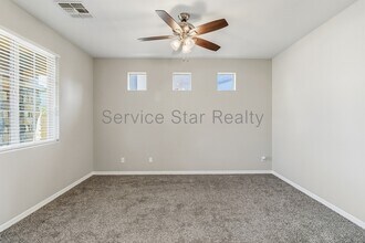 14479 W Desert Flower Dr in Goodyear, AZ - Building Photo - Building Photo