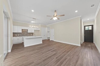 6353 Mason Ct in Dallas, TX - Building Photo - Building Photo