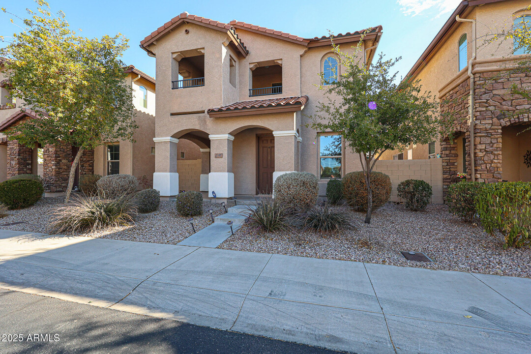 17487 N 92nd Ave in Peoria, AZ - Building Photo