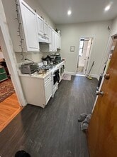 126 Warren St in Brighton, MA - Building Photo - Building Photo