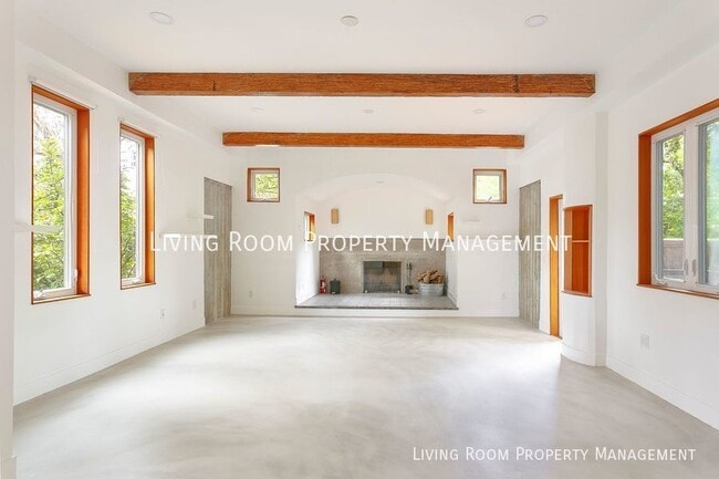 property at 8616 N Swenson St
