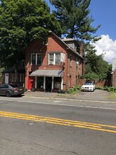 755 Route 9W in Valley Cottage, NY - Foto de edificio - Building Photo