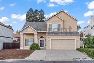 3082 Rodeo Ln in Livermore, CA - Building Photo