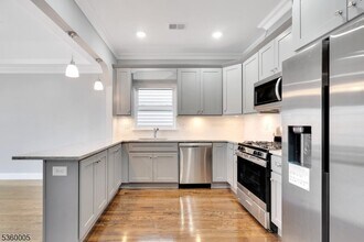 267 S 10th St in Newark, NJ - Building Photo - Building Photo