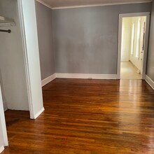 330 N 4th St, Unit 1st Floor in Reading, PA - Building Photo - Building Photo