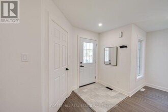 1085 Kensington St in Innisfil, ON - Building Photo - Building Photo