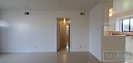 1415 N Smith St in Santa Maria, CA - Building Photo - Building Photo