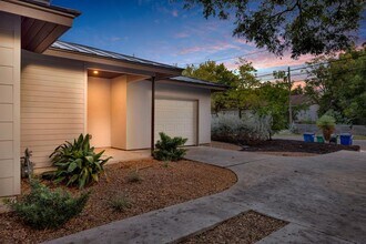 3610 Thompson St in Austin, TX - Building Photo - Building Photo