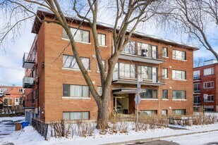 9385 Francoeur St in Montréal, QC - Building Photo