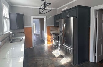 1010 Gale Ln in Nashville, TN - Building Photo - Building Photo