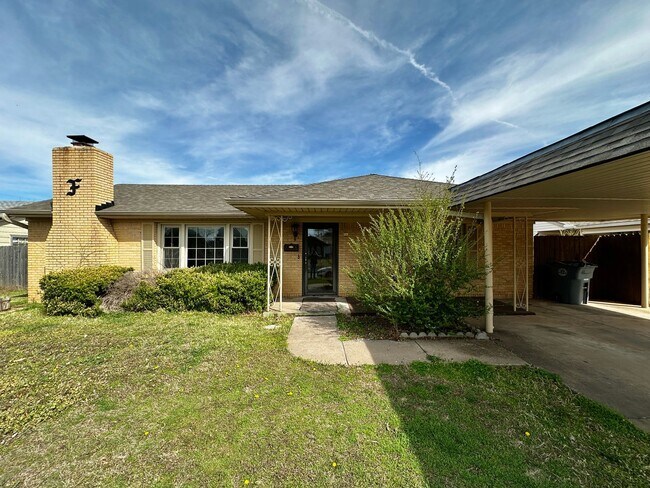 303 NW 31st St in Lawton, OK - Building Photo - Building Photo