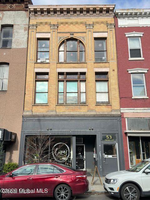 53 3rd St in Troy, NY - Building Photo