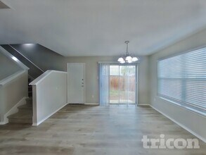 6546 Benwood Crest in San Antonio, TX - Building Photo - Building Photo