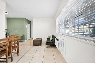 7625 Harding Ave in Miami Beach, FL - Building Photo - Building Photo