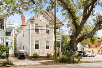 704 Rutledge Ave in Charleston, SC - Building Photo - Building Photo