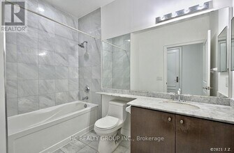 20 Bloorview Pl in Toronto, ON - Building Photo - Building Photo