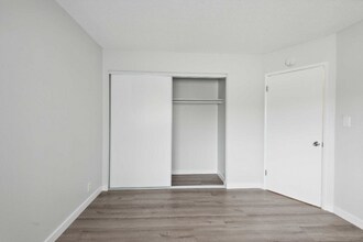 15743 Francisquito Ave in La Puente, CA - Foto de edificio - Building Photo