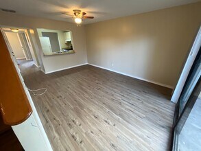 1430 Highland Ridge Cir in Brandon, FL - Building Photo - Building Photo