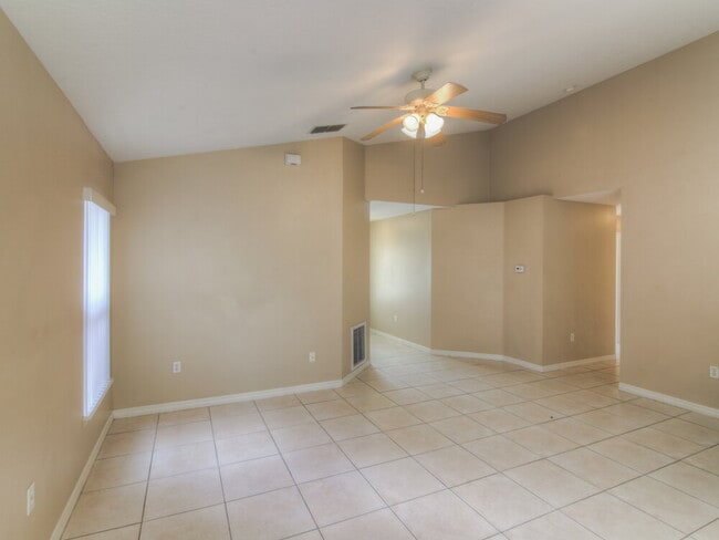 3813 Kyle Dr in St. Cloud, FL - Building Photo - Building Photo