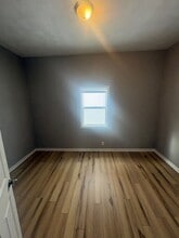 1605 W Ayres Ave in Peoria, IL - Foto de edificio - Building Photo