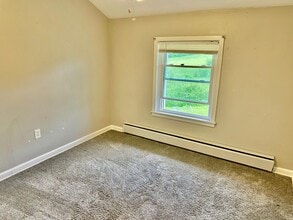 10629 Mitchells Mill Rd in Chardon, OH - Building Photo - Building Photo