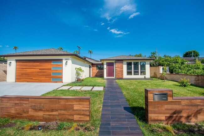 3103 Samoa Pl in Costa Mesa, CA - Building Photo - Building Photo