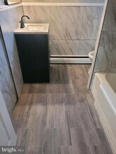 1201 W Chelten Ave, Unit 3 in Philadelphia, PA - Building Photo - Building Photo