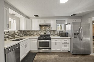 3825 Liberty Ave in Pittsburgh, PA - Building Photo