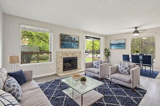 The Commons in Federal Way, WA - Building Photo - Building Photo