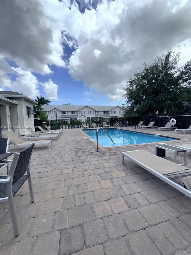 1669 SE 9th Terrace in Florida City, FL - Building Photo - Building Photo