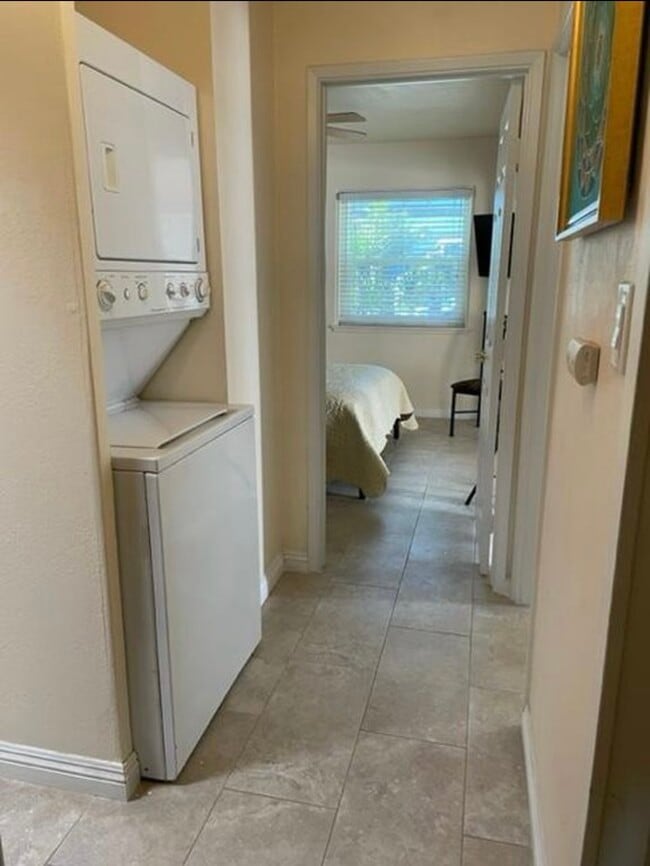 4373 Moraga Ave in San Diego, CA - Building Photo - Building Photo