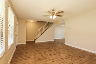 4325 W Solano Dr N in Glendale, AZ - Building Photo - Building Photo