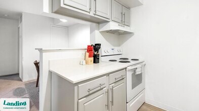 1071 Clayton Ln, Unit M0508 in Austin, TX - Building Photo - Building Photo