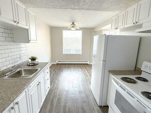 The Tuscan Apartments in Kitchener, ON - Building Photo - Building Photo