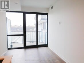 251 Masonry Wy in Mississauga, ON - Building Photo - Building Photo