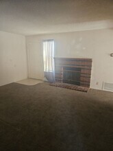337 S Sunset St in Ridgecrest, CA - Building Photo - Building Photo