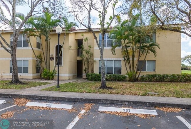 property at 417 Vista Isles Dr