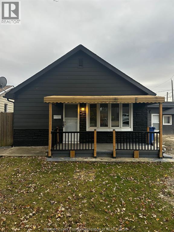 property at 819 Frank Ave