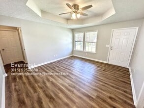 234 Centennial Dr in La Vergne, TN - Building Photo - Building Photo