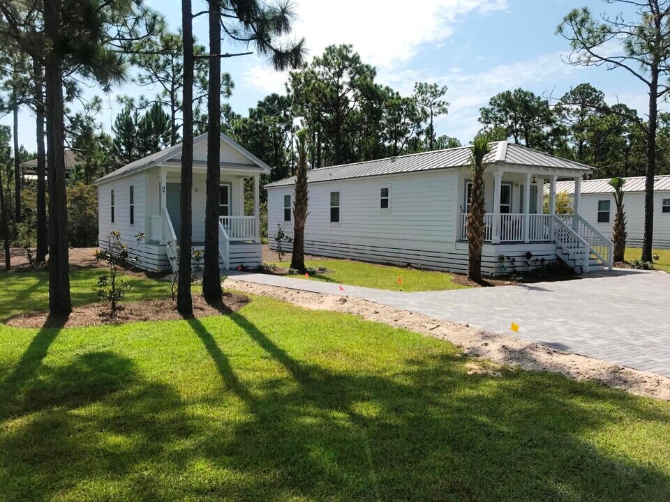 53 Rosin Cup Cir in Santa Rosa Beach, FL - Building Photo