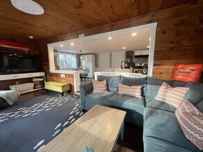 50 Browning Pond Cir in Spencer, MA - Building Photo - Building Photo